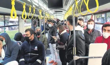 Toplu taşımada maskeye devam