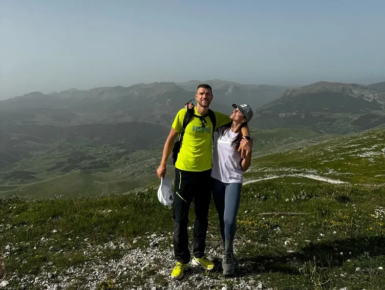 Fenerbahçeli Edin Dzeko ve ailesinden kalp ısıtan hareket! Kanserli çocuklar için bakın nasıl seferber oldular...