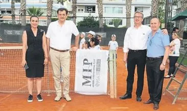 Sevgi Evleri Tenis Eğitim Projesi devam ediyor