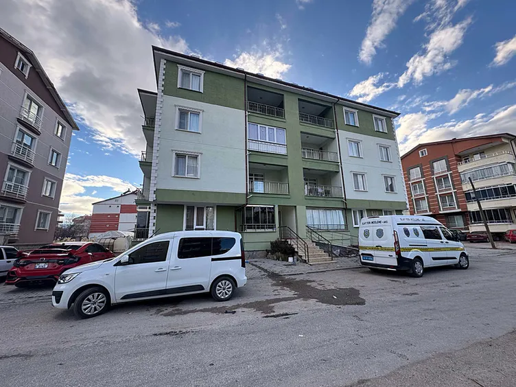 Evde kanlar içinde bulduk diye ihbar ettiler: Korkunç gerçek kamera kayıtlarında ortaya çıktı!