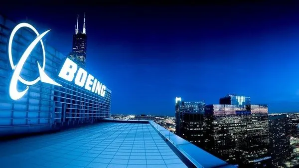 Boeing'den Elon Musk'a gönderme