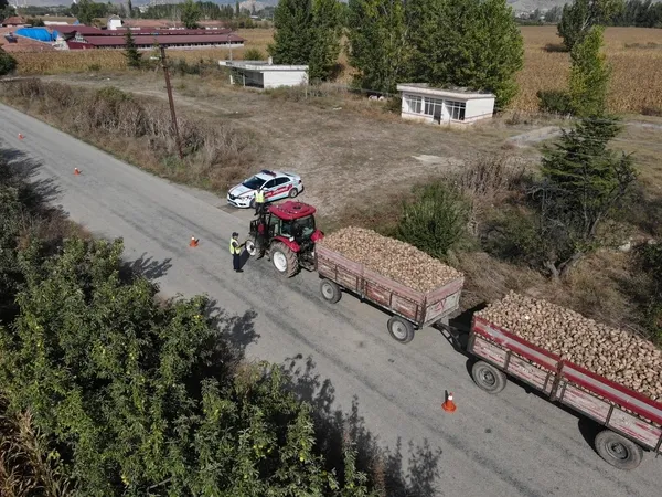 pancar-hasadi-nedeniyle-trafikte-denetim-yogunlasacak-1696580660037.jpg