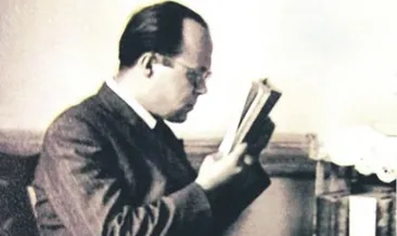 Düşünce dünyamızın ulu çınarı