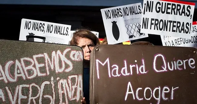 İspanya’da sığınmacılara destek gösterileri