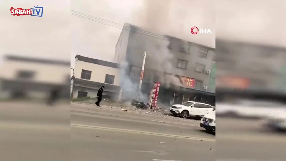 Çin’de havai fişek dükkanında patlama: 12 ölü | Video videosunu izle Çin’de havai fişek dükkanında patlama: 12 ölü | Video videosunu izle