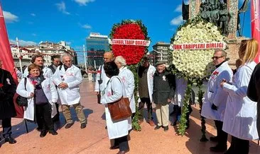 Taksim Cumhuriyet Anıtı’na sağlık çalışanları çelenk bıraktı