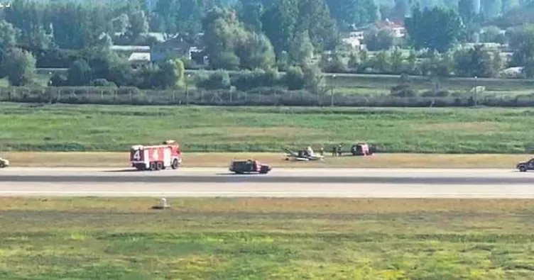 Küçük uçak gövde üzerine iniş yaptı