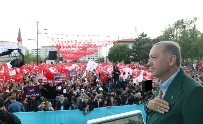 son-dakika-baskan-erdogandan-kemal-kilicdaroglunun-ikiyuzlu-siyasetine-tepki-gandi-kemal-olarak-basladi-nazi-k-1684859529149.jpg
