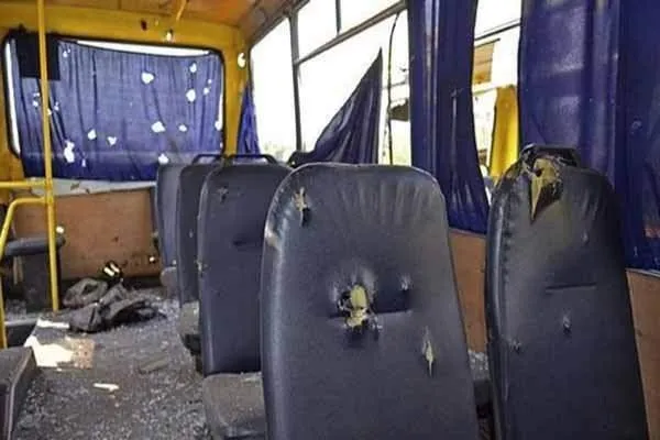 Ukrayna’da otobüs durağına bombalı saldırı