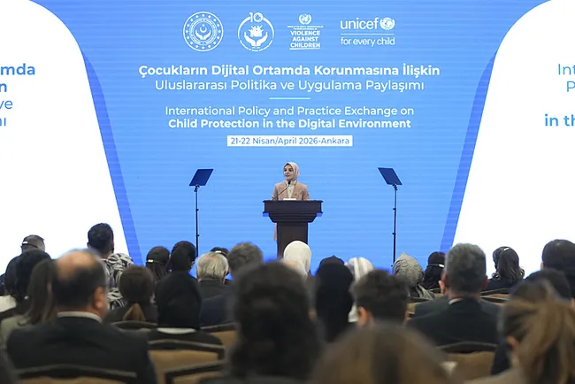 bakan-goktas-dijital-ortamda-guvenligi-saglamak-kuresel-bir-sorumluluktur-1776786382466.jpeg Bakan Göktaş: “Dijital ortamda güvenliği sağlamak küresel bir sorumluluktur”