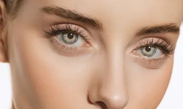 Uzun ve gür kirpiklerin sırrı! Her gece sürmeniz yeterli...