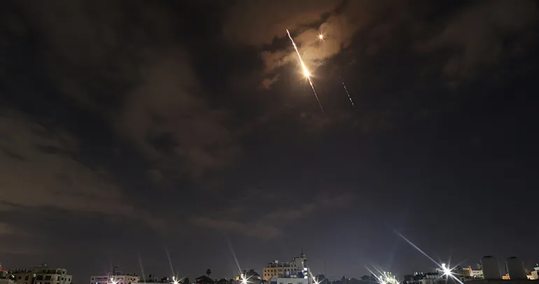 Suudi Arabistan: 4 İHA düşürüldü