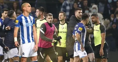 Son dakika: Porto-Sporting maçında şok kavga! 4 gol atıldı, 5 kırmızı kart çıktı