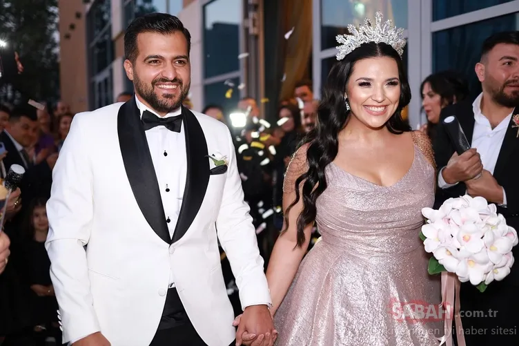 Ünlü şarkıcı Tuğçe Kandemir’den müjdeli haber! Hamile olduğunu böyle duyurdu