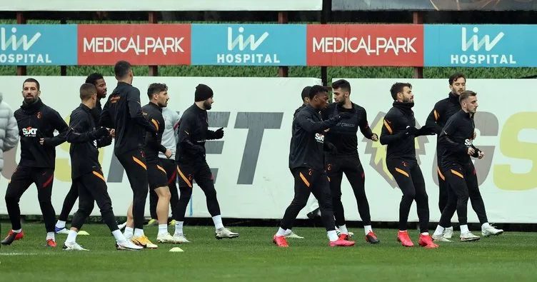 Galatasaray’da kupa mesaisi sürdü