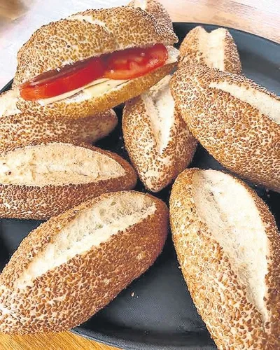 cesmenin-meshur-lezzeti-kumru-1785166330592.jpeg