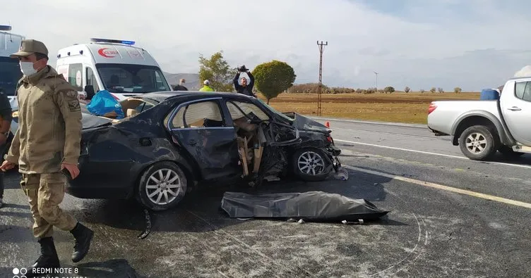 Bitlis’te trafik kazası: 2 ölü, 6 yaralı