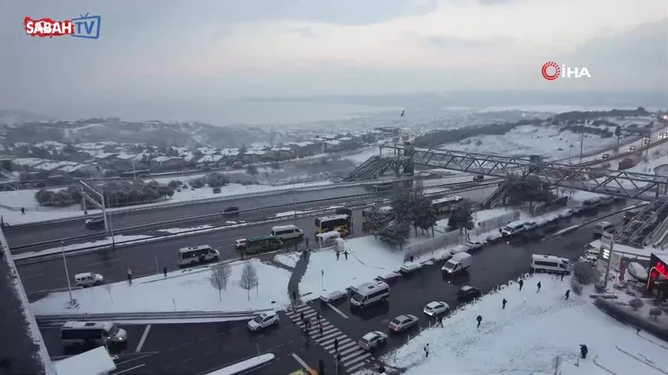 Beylikdüzü ve Büyükçekmece’de mest eden kar manzaraları böyle görüntülendi | Video