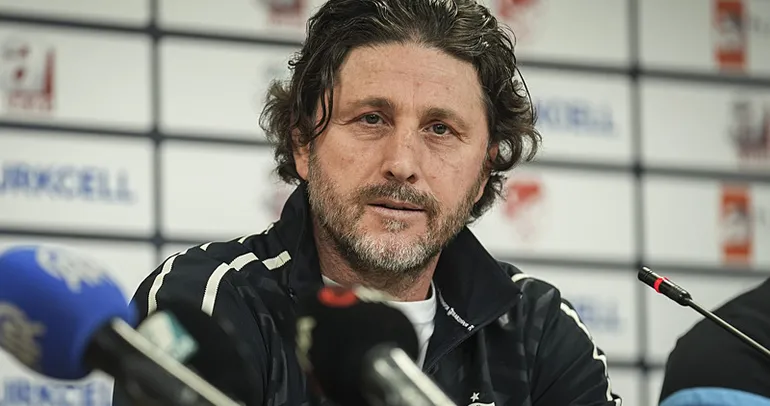 Trabzonspor’da 2 transfer 1 yolcu!