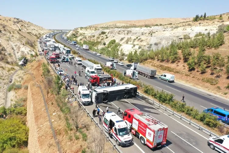 SON DAKİKA | Gaziantep’te zincirleme kaza nasıl meydana geldi? Yaralananlar olay anını anlattı:   ’Otobüs geliyor kaçın’ diye bağırdım
