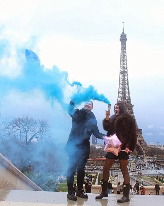 Survivor Sahra Işık anne olacağını açıklamıştı! Bebeğinin cinsiyetini Paris’ten duyurdu