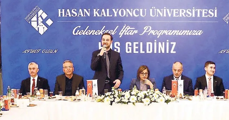 HKÜ’de ramazan huzuru