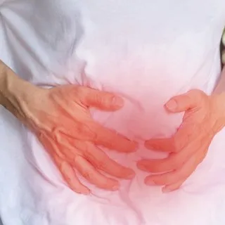 Mide fıtığı belirtileri nelerdir? Mide fıtığı ameliyatı kesin çözüm mü?