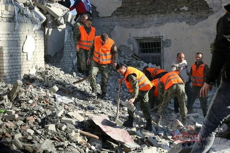 TİKA’dan Arnavutluk’taki depremzedelere yardım ulaştırıldı