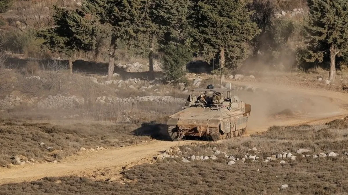 Siyonist İsrail Suriye’nin güneyinde ihlallerine devam ediyor: Kontrol noktaları kuruldu Siyonist İsrail Suriye’nin güneyinde ihlallerine devam ediyor: Kontrol noktaları kuruldu