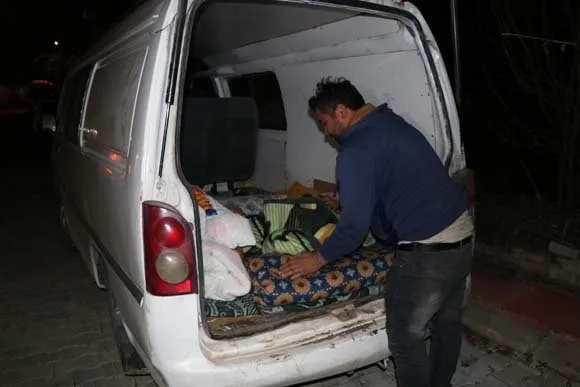 Bu görüntüler deprem ile beşik gibi sallanan Denizli'den