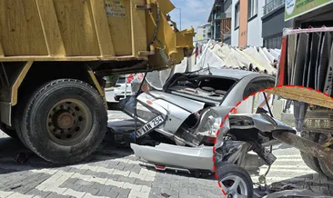 Yozgat'ta faciadan dönüldü: Freni tutmayan kamyon 4 araca çarparak durdu! #yozgat