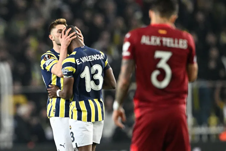 enner-valencia-fenerbahceden-rekor-kirarak-ayrildi-1686644259138.jpg