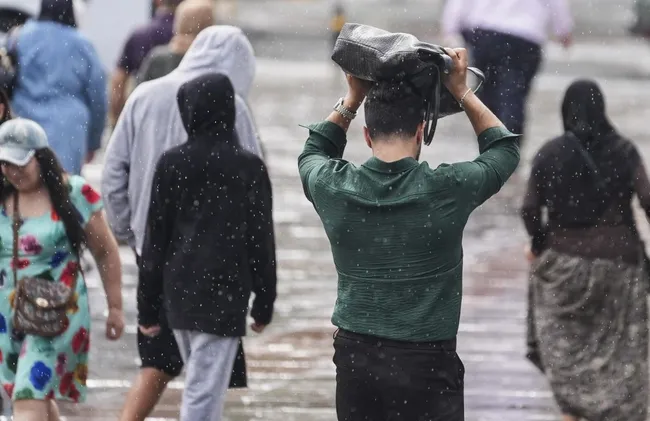 son-dakikameteoroloji-uyardi-o-illere-siddetli-yagis-ve-kar-alarmi-turkiyede-hava-degisimi-basliyor-1763015186492.jpg (1134×735)