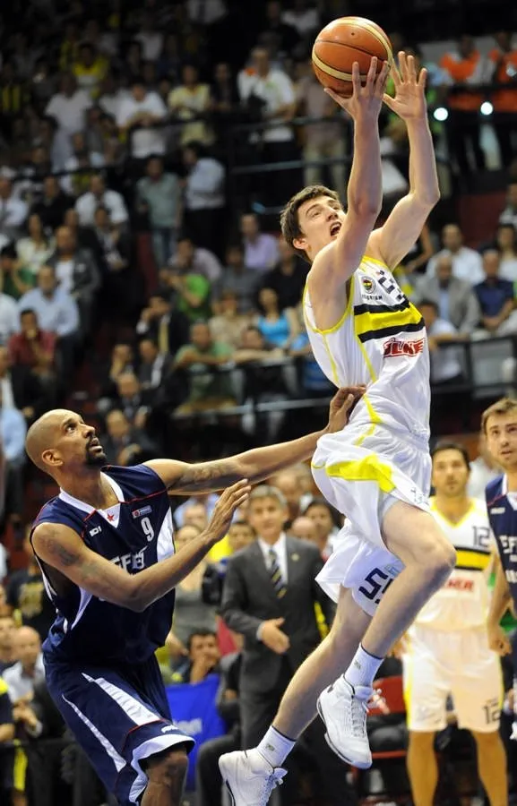 Fenerbahçe Ülker - Efes Pilsen
