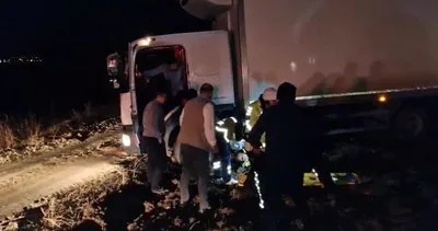 Çorum’da kazaya müdahale eden polise kamyon çarptı #corum