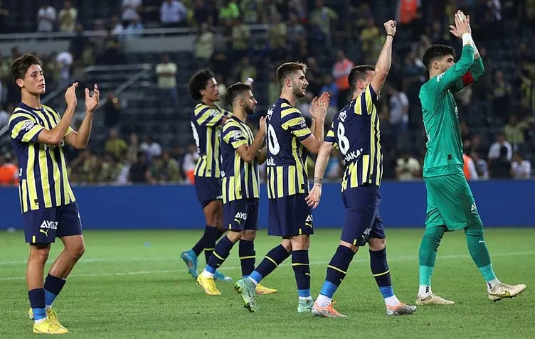 Son dakika Fenerbahçe transfer haberleri: Fenerbahçe’de Szalai gidecek, o yıldız gelecek! Yeni stoper İtalya’da bulundu...