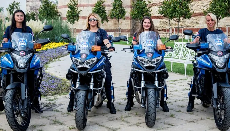 İstanbul’un ilk motosikletli kadın zabıta ekibi