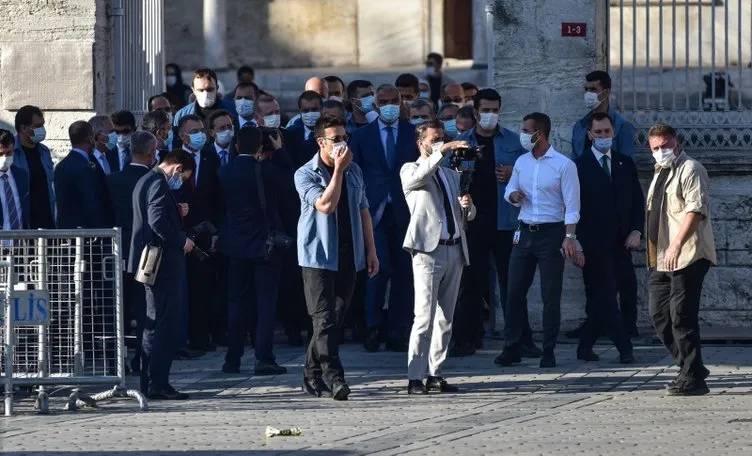 Cumhurbaşkanı Erdoğan ve MHP lideri Bahçeli Ayasofya Camii'nde incelemelerde bulundu