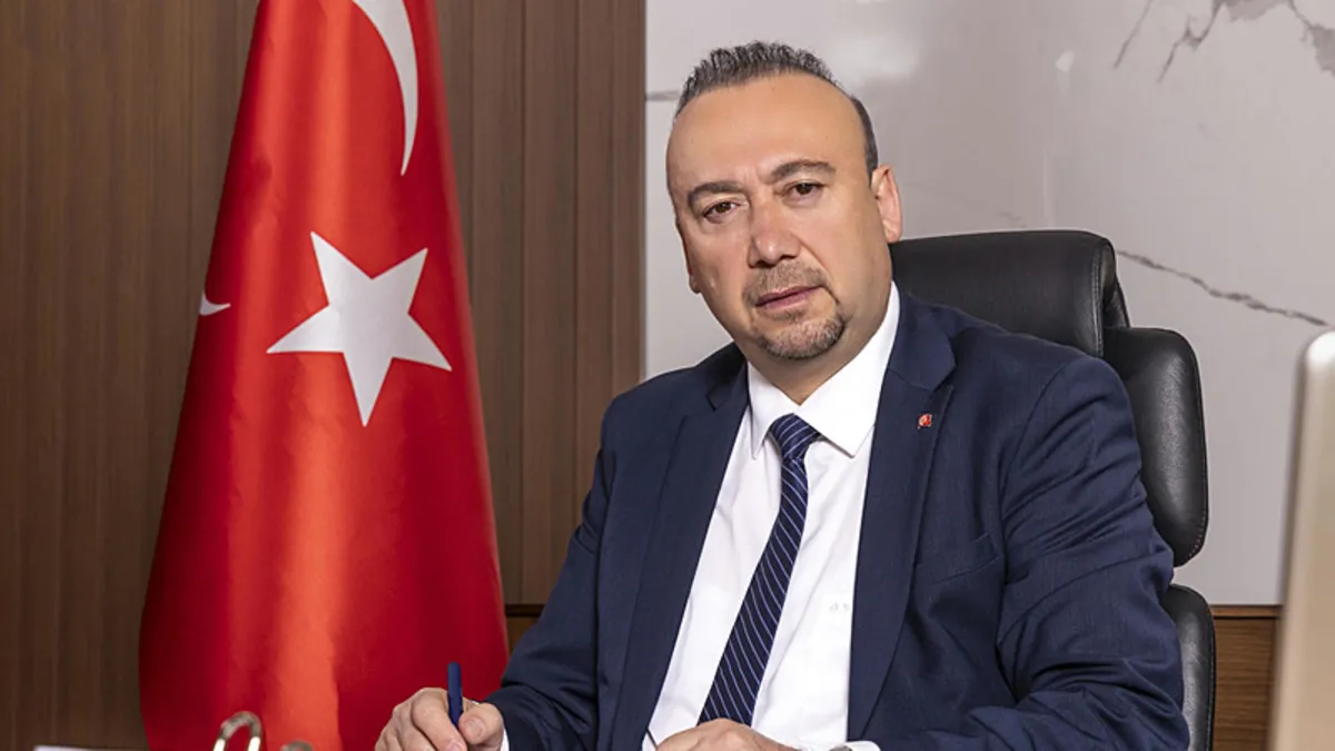 Son Dakika | Özkan Yalım CHP'den ihraç edildi Son Dakika | Özkan Yalım CHP'den ihraç edildi