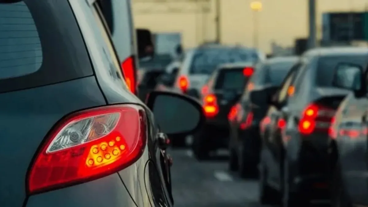 Araç sahipleri dikkat! Zorunlu trafik sigortasında prim ve teminat limitleri yükseldi Araç sahipleri dikkat! Zorunlu trafik sigortasında prim ve teminat limitleri yükseldi