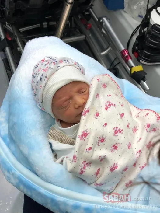 Konya’da, çöp konteynerinin yanında 1 haftalık bebek bulundu