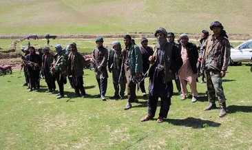 Afganistan’da 200 Taliban üyesi teslim oldu