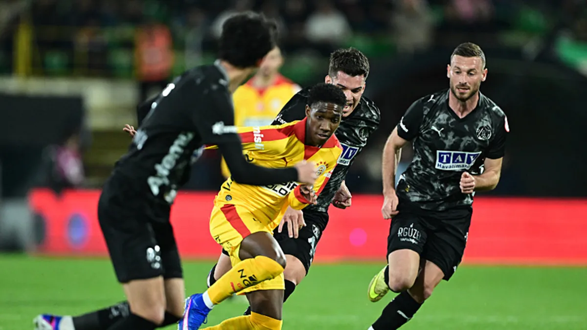 Galatasaray’dan Asprilla için karar!