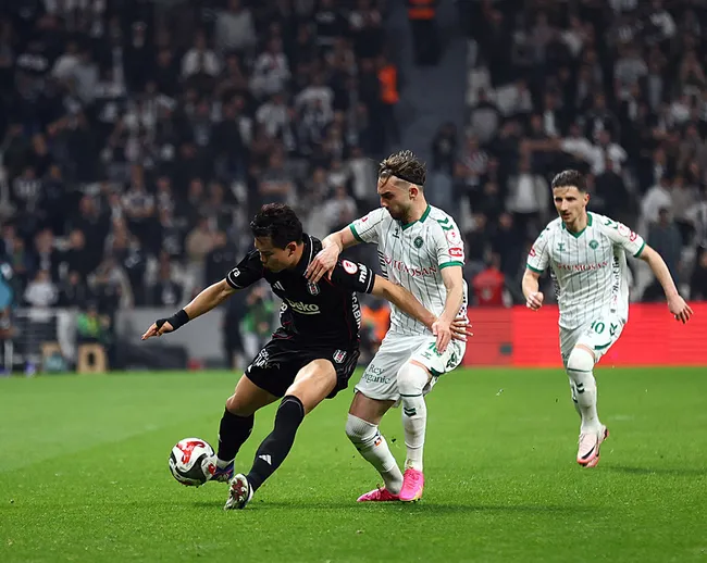 son-dakika-kupada-ilk-finalist-konyaspor-besiktasi-son-dakikada-eledi-1778009873826.jpg