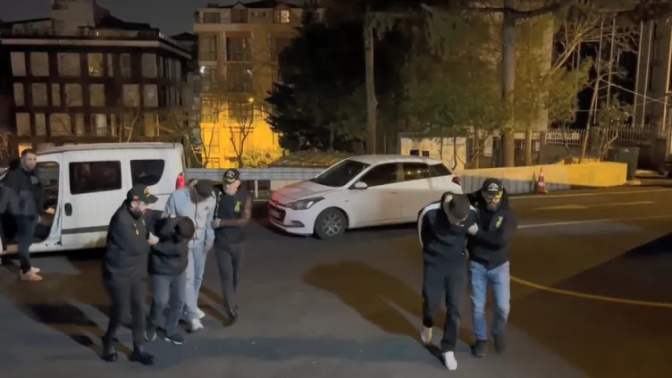 İstanbul’da yok artık dedirten olay! Haraç isteyip işyerini taradılar! Sana ceza kestik...