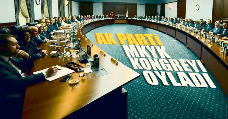 AK Parti MKYK olağanüstü kongreyi oyladı