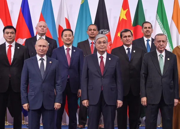 son-dakika-baskan-erdogan-ile-vladimir-putin-arasinda-tarihi-zirve-enerji-krizi-ile-bogusan-avrupanin-gozu-bu-1665647144567.jpg