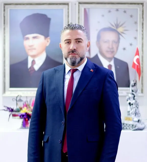 sehit-babasina-hakaret-edip-darp-etmeye-calisti-1761139867838.jpg