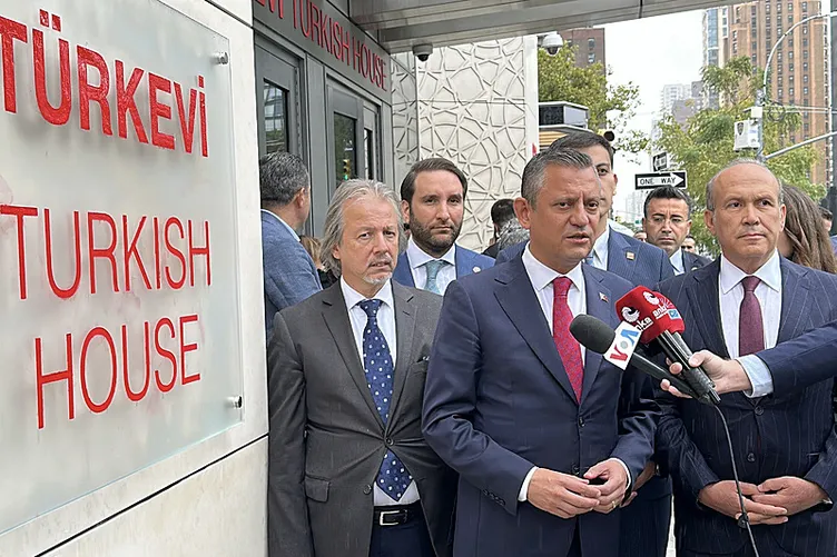 Kılıçdaroğlu’nun kirli propagandası akıllara geldi! Özgür Özel’den Türkevi açıklaması: Hepimiz için gurur kaynağı