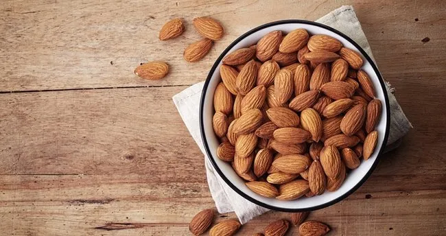Bademde Hangi Vitaminler Var? Bademdeki Vitaminler, Proteinler ve Mineraller